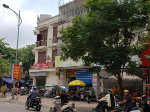 Cần bán gấp nhà phố Nguyễn An Ninh 40m2, KINH DOANH, 7 tỷ, LH 0913 009418